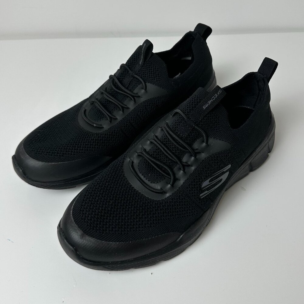 Black Skechers Stretch Fit Slip on Men's Memory Foam Athletic Sneaker - Size 9.5